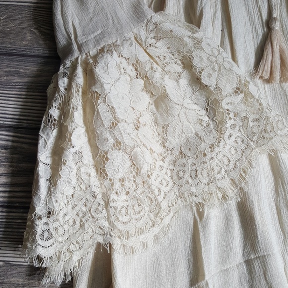 Plus Size Natural Lace Up Blouse - Picture 3 of 6